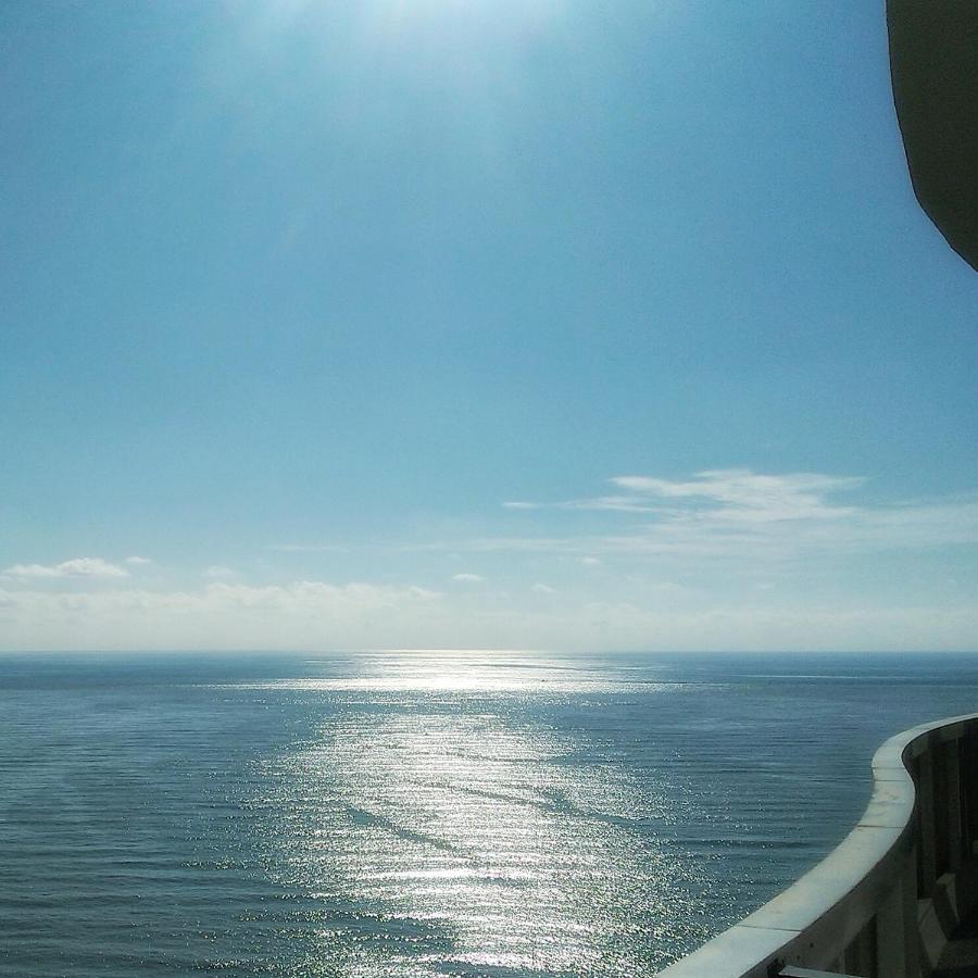 Пентхаус Apart Del Mar С Панорамным Видом บาทูมิ ภายนอก รูปภาพ